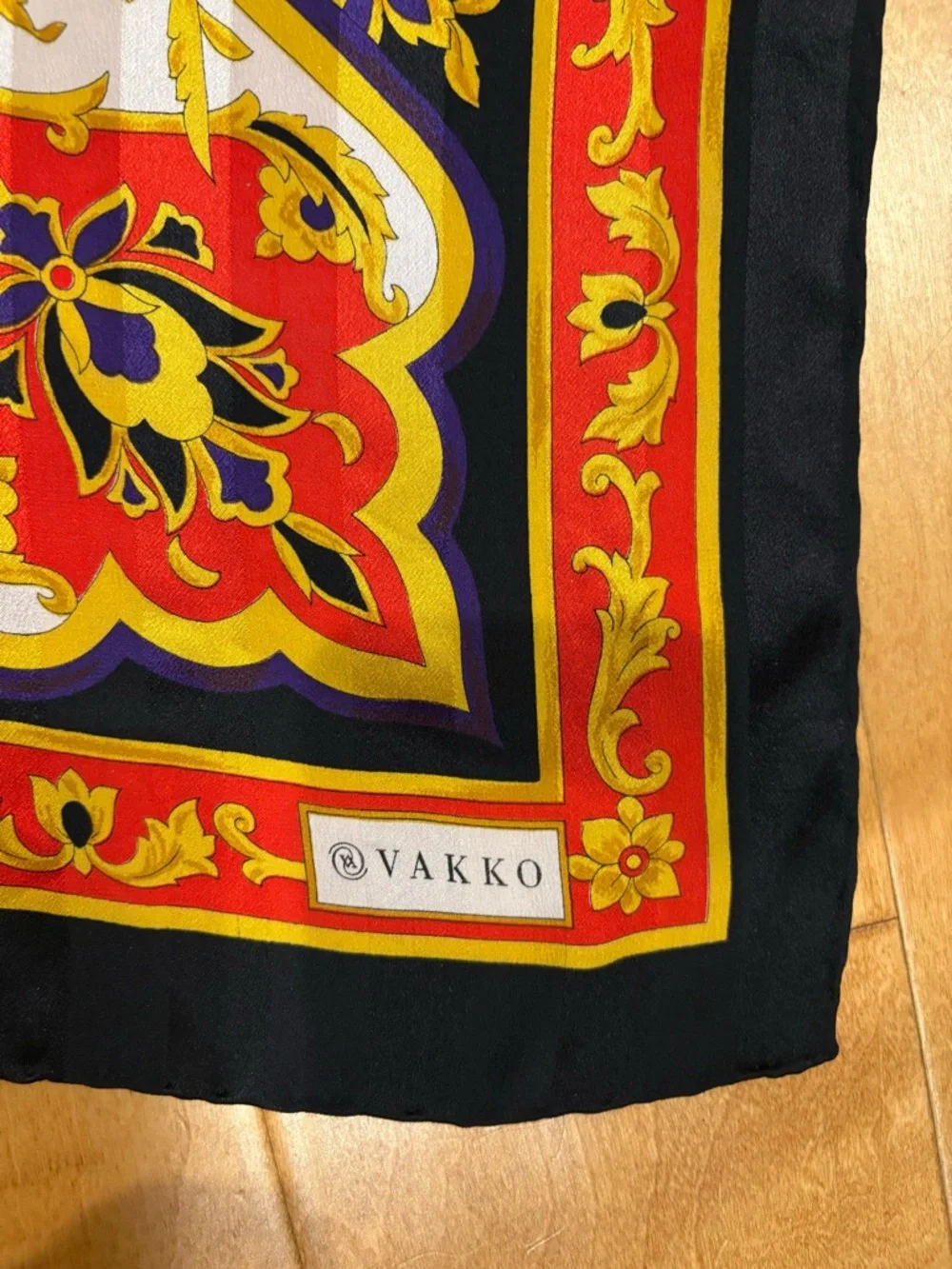 Vakko vintage silk square scarf animal print 35”